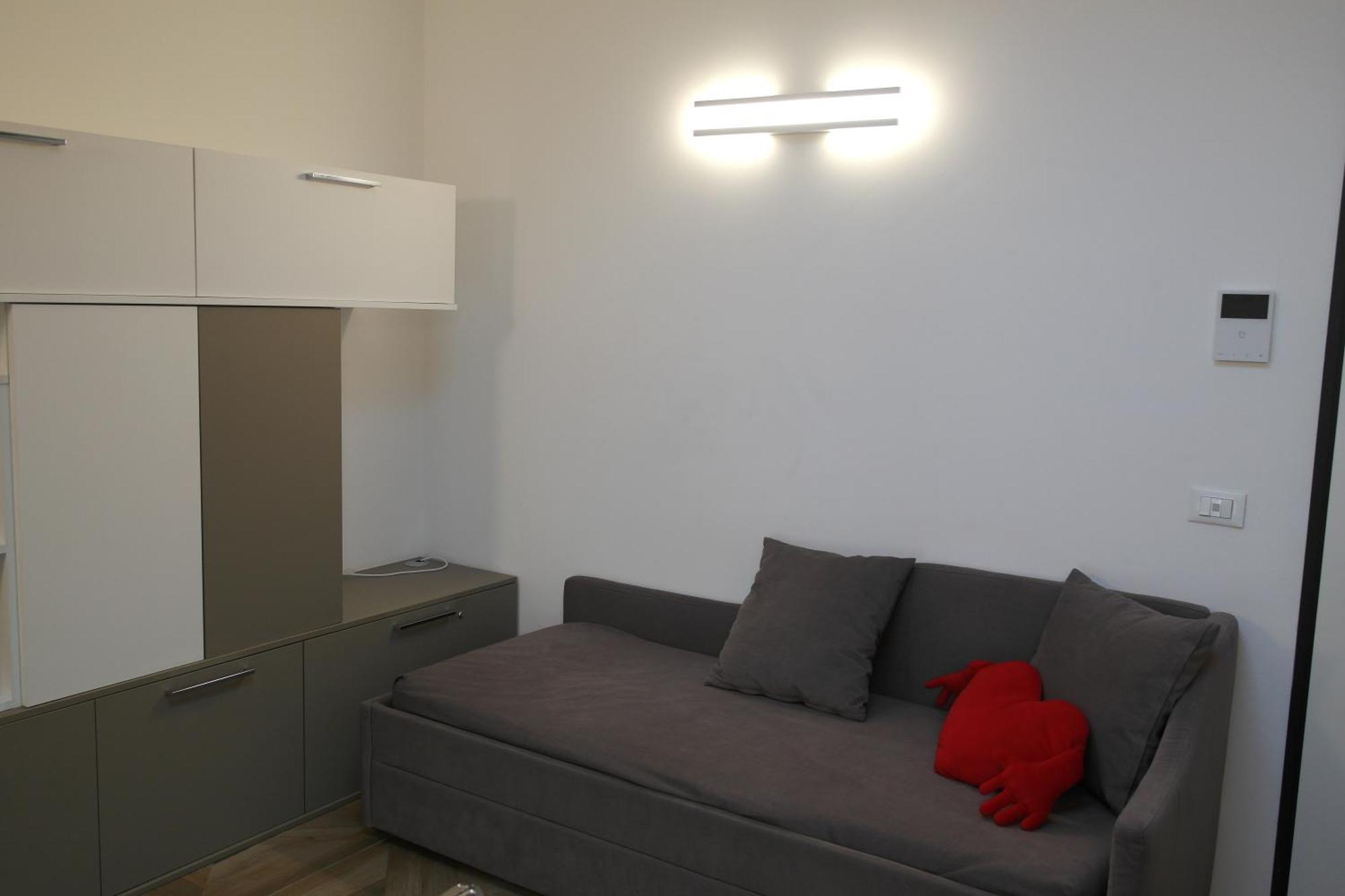 Luminoso Bilocale Zona Tibaldi Bocconi Lejlighed Milano Eksteriør billede