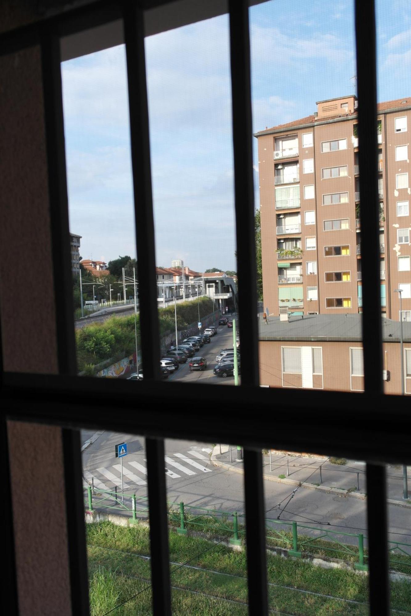 Luminoso Bilocale Zona Tibaldi Bocconi Lejlighed Milano Eksteriør billede